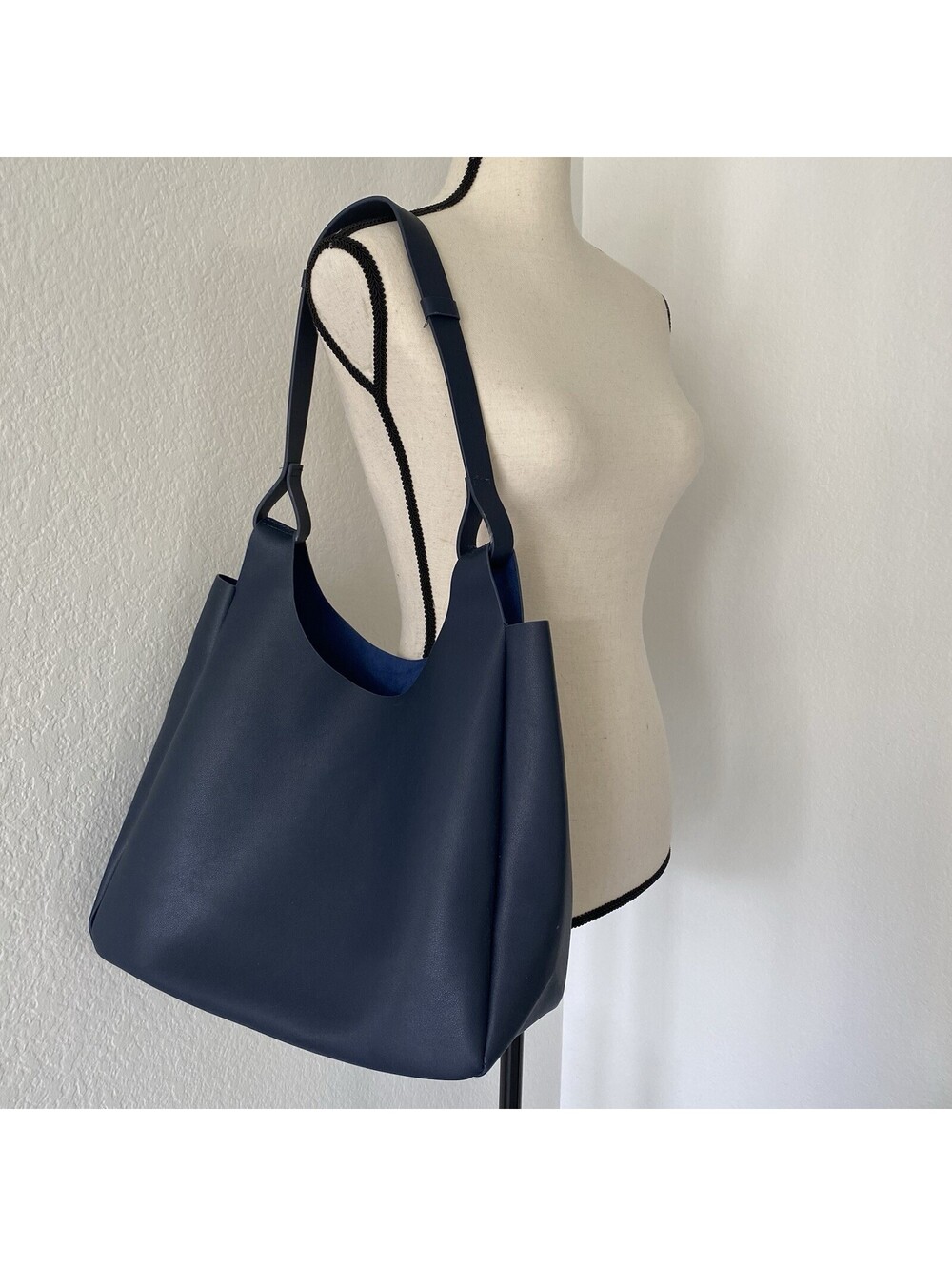 Neiman Marcus Navy Blue Faux Leather Shoulder Bag Open Hobo Tote Slouchy Purse